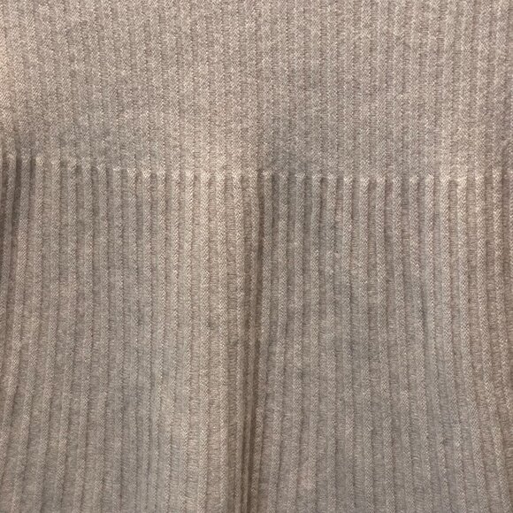 St. Tropez West Womens 100% 2-Ply Cashmere Sweater Size S Light Pink - Picture 5 of 10